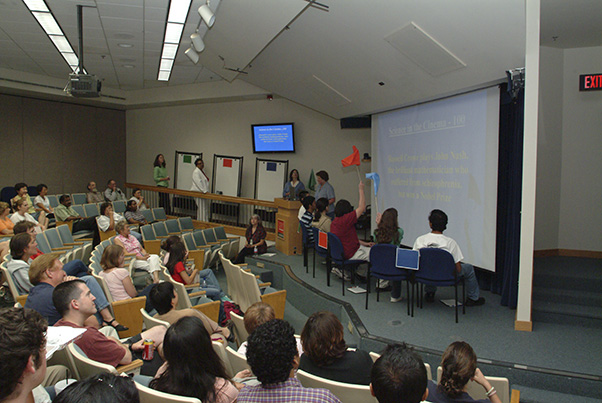The library’s first Student Science Jeopardy! Tournament in 2007 kicked off an annual tradition that continued until the 2020s. (Photo from the SPGM archive.)